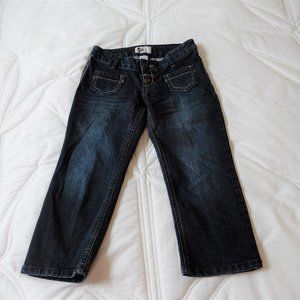 SO Brand Capri Jeans Med Wash in  Size 3